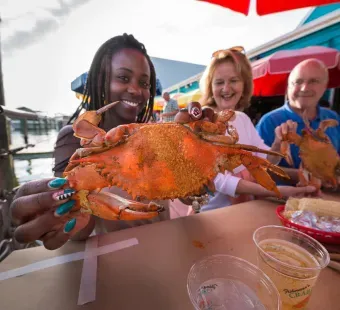 Enjoying crabs